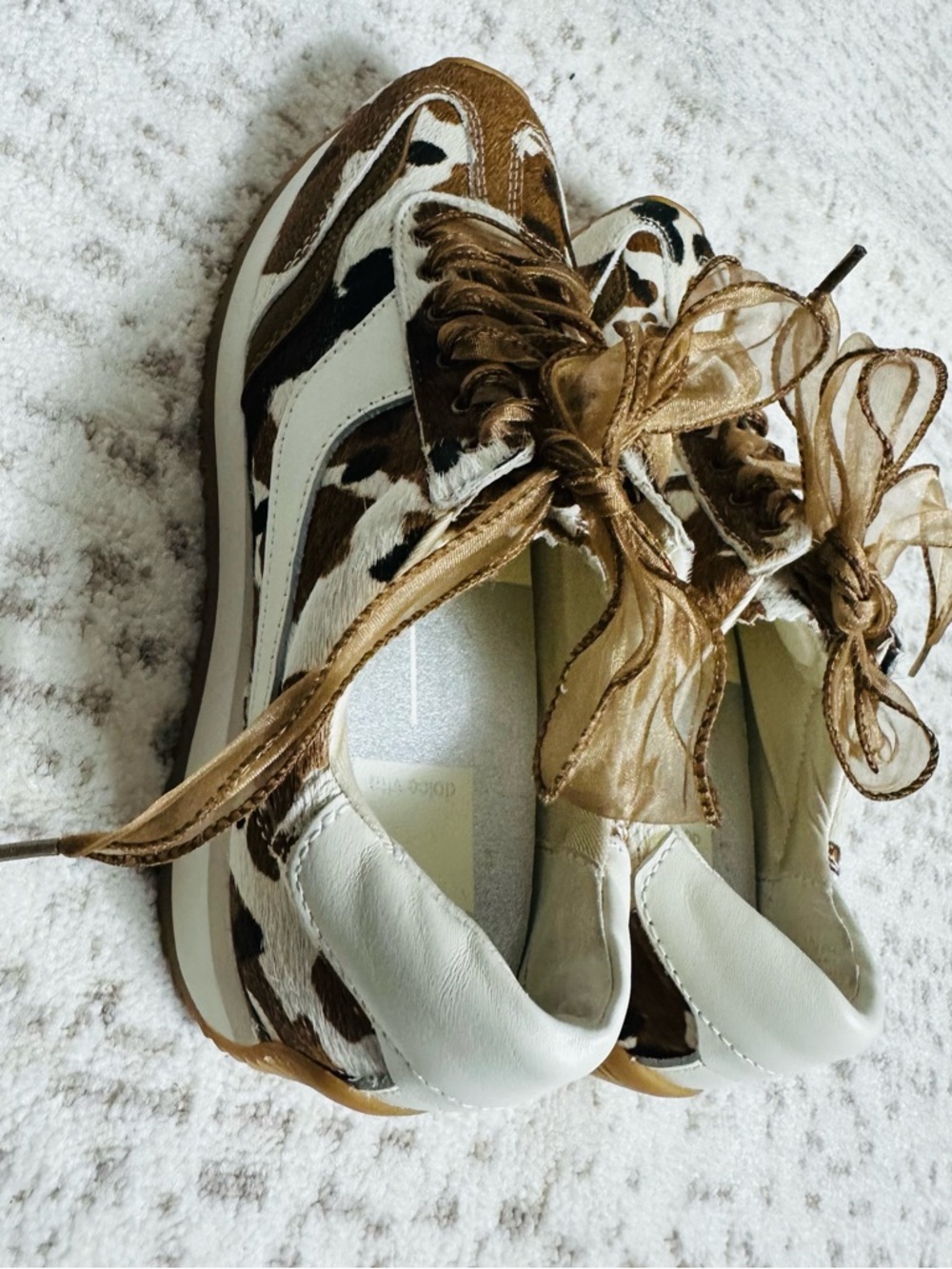 Dolce Vita Brown & White Leopard-Print Ribbon Lace Sneakers - Picture 10 of 15